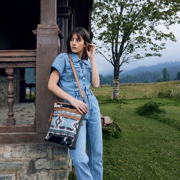 Myra Bag Handmade Isabela Fiori Shoulder Bag Upcycled Canvas & Cowhide Leather - Picture 9 of 9